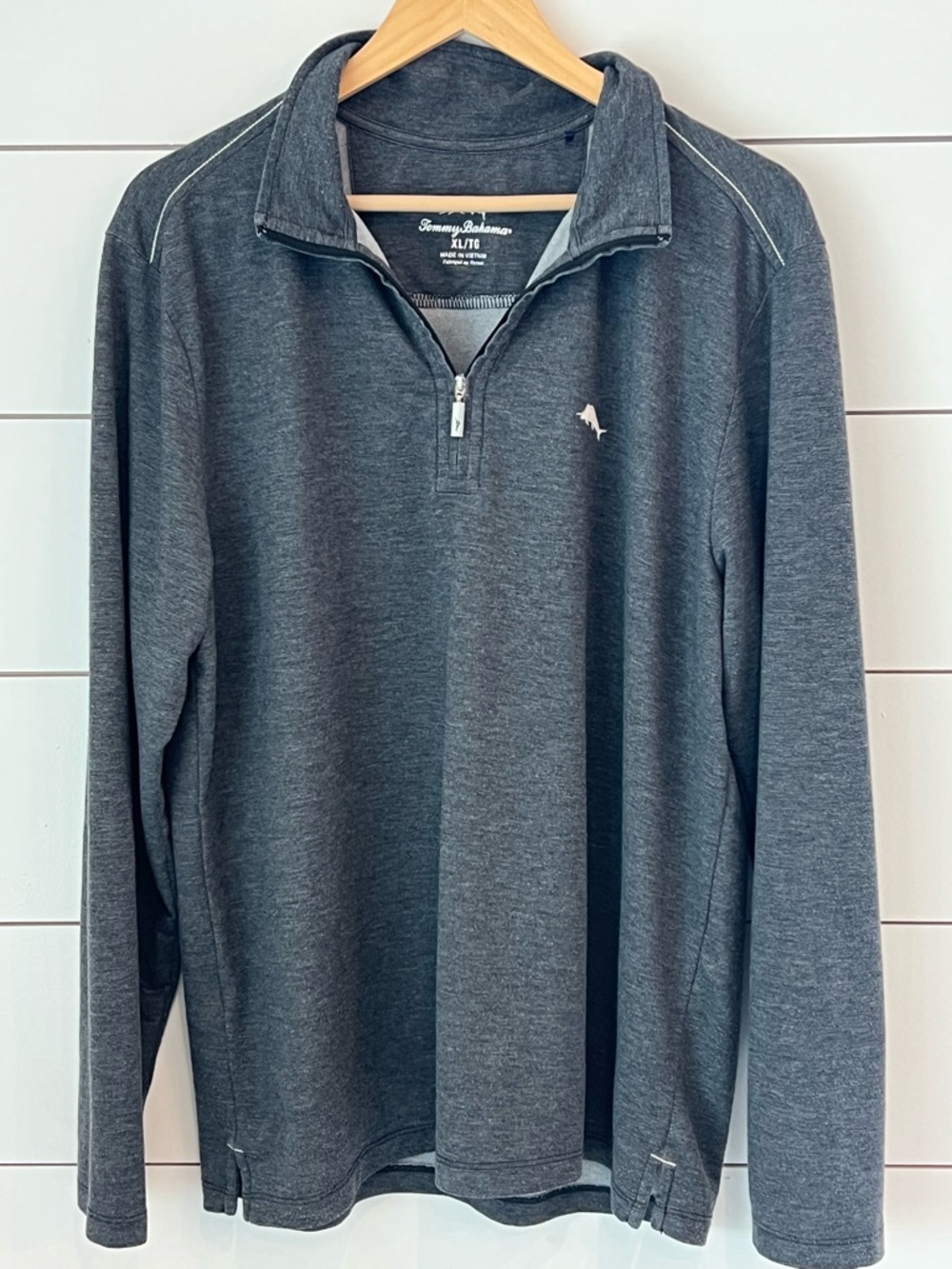 Tommy Bahama Men's Charcoal Quarter Zip‎ Pullover XL